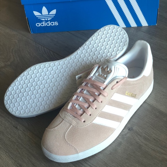 NWT Adidas Gazelle - Picture 2 of 8